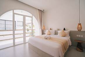 Casa Nata Graceful 2 BR Mediteranian