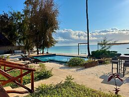 Avo Boutique Hotel