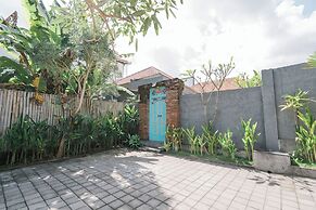 Villa Leya & Leon Canggu - Private 3BR Villa with Pool
