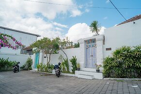 Villa Leya & Leon Canggu - Private 3BR Villa with Pool