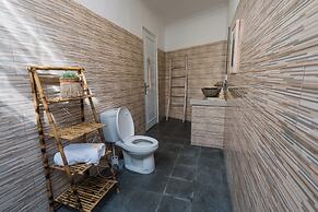 Villa Leya & Leon Canggu - Private 3BR Villa with Pool