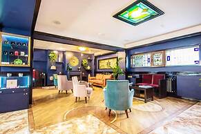Vitrage Hotel