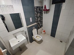 HOTEL RAJ RESIDENCY