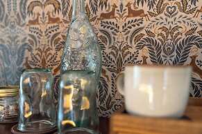 The Buddle Inn