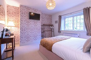 The Buddle Inn