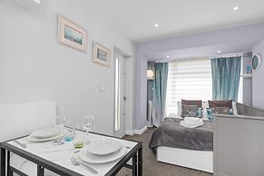 Boutique Studio Apartment By My Getaways