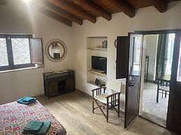 Le Decime Retreat
