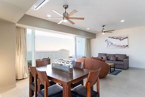 Cristal bay Apartments