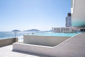 Cristal bay Apartments