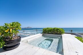 Cristal bay Apartments