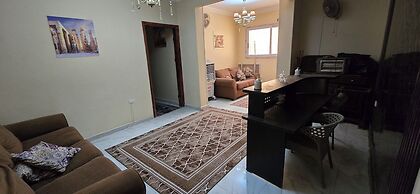 Pyramids Senusret Guest House