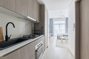 Shining studio in Laya Heights