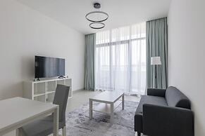 Splendid 1BR in Living Garden