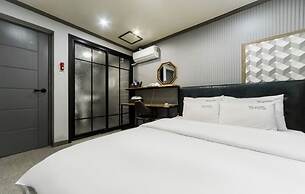 The Sharp Hotel