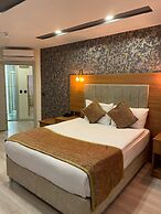 Golden Lux Hotel Antalya