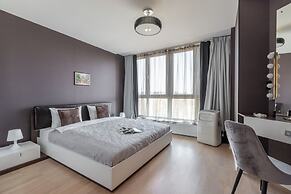 Apartments near Picasso Square
