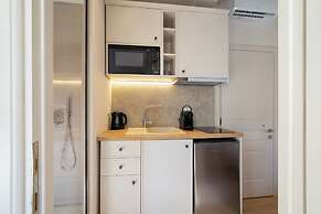 Kantouni Mpizi Suites by CorfuEscapes