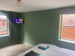 Tumbledown Hotel