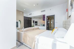 Cayan Tower - The Artist Studio