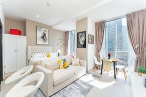 Cayan Tower - The Artist Studio