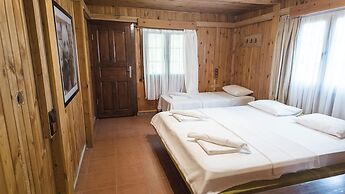 Luna Dorada Hotel