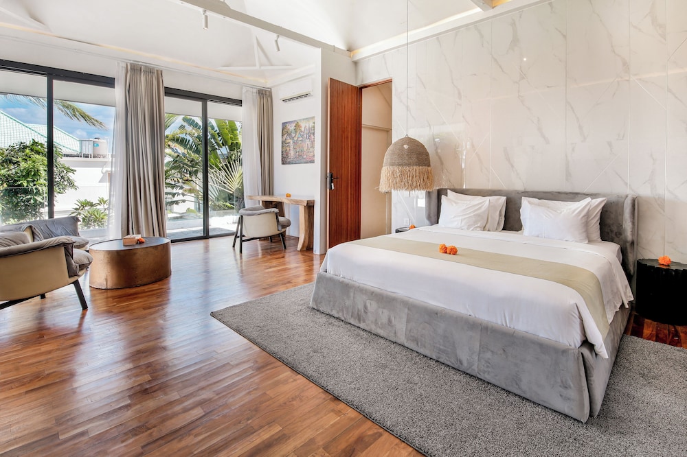 Villa Giraffe