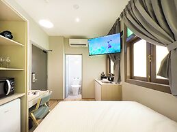 Habyt Studios Kallang
