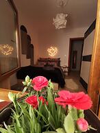 Room-neoclassical Guest House on Ground