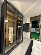 Stylish Luxe Apartment Fr 0003