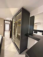 Stylish Luxe Apartment Fr 0006