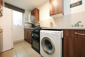 Balcony-freeparking-centrallocation-familyfriendly