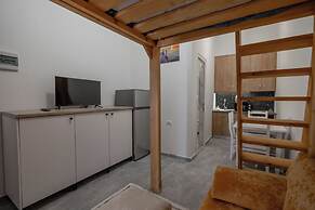 Esel Apartments