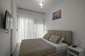 Esel Apartments