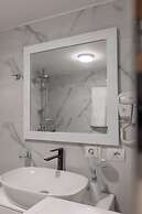 Esel Apartments