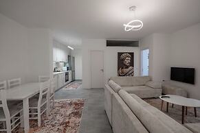 Esel Apartments