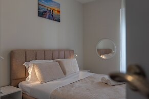 Esel Apartments