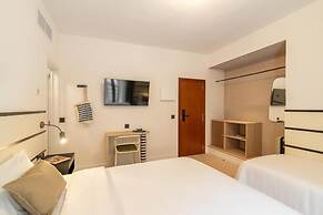 Hotel Robson