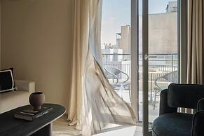Finders Top Floor Apartments