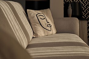 Finders Top Floor Apartments