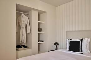 Finders Top Floor Apartments
