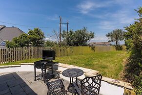 4-bed Cottage - Pets With Garden & Wood Burner