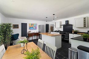 4-bed Cottage - Pets With Garden & Wood Burner
