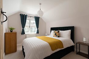 4-bed Cottage - Pets With Garden & Wood Burner