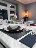 Luton City Apartment Retreat