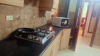 Rehman Gardens - 3BR Apartment