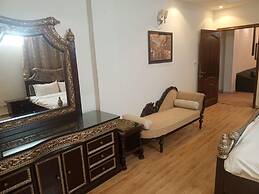 Rehman Gardens - 3BR Apartment