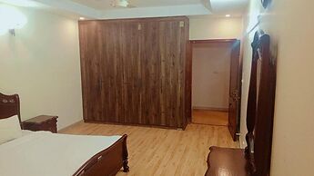 Rehman Gardens - 3BR Apartment