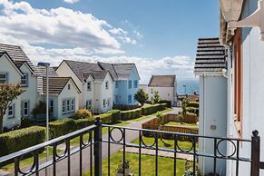 Apartment - 2 Bedrooms - Pet Friendly - Parking