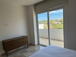 Bellevie Ocean View Terrace by the Beach