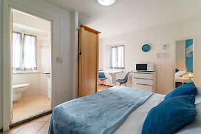 Azure Studio in Bellagio by Wonderful Italy